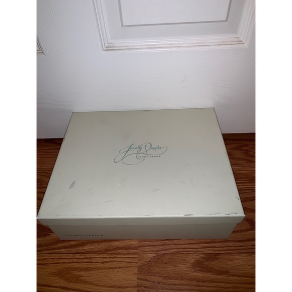 EUC Lovely People Patent Leather/Suede Wedges - Picture 2 of 6